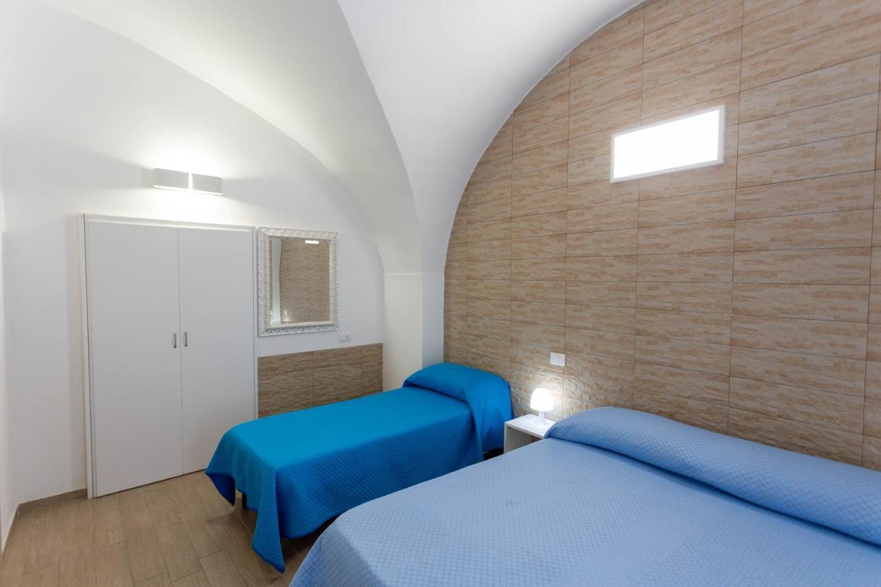 Z'Bass Rooms Termoli Eksteriør billede
